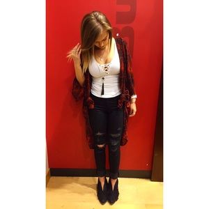 Black distressed jeans